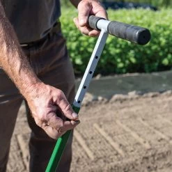 Johnny's Paperpot Transplanter -Plant Care Shop 06220 06 jss paperpot transplanter