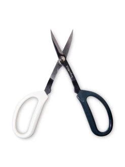 Japanese Pruning Scisssors -Plant Care Shop 3 4 crop 8612968 0017