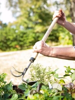 Gardener's Lifetime Raised Bed Cultivator 10 Gardener's Lifetime Raised Bed Cultivator -Plant Care Shop 8587960 3527 tif