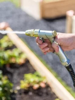 Gardener’s Lifetime Twist Deluxe Hose Nozzle -Plant Care Shop 8600140 0090 tif