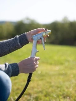 Gardener’s Lifetime Twist Deluxe Hose Nozzle -Plant Care Shop 8600140 0712 tif