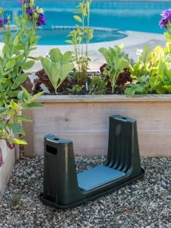 Plastic Garden Kneeler And Seat -Plant Care Shop 8600271 0729 tif