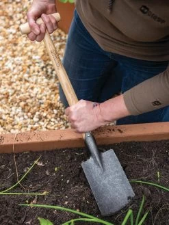 Gardener’s Lifetime Perennial Spade With Short T-Handle -Plant Care Shop 8600310 3318 tif