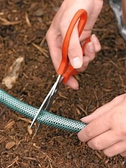Snip-n-Drip Soaker Hose System 18 Snip-n-Drip Soaker Hose System -Plant Care Shop GS40205 02 tif